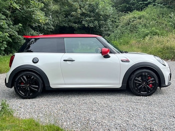 Used MINI Hatch 2023 for sale - 79383109: Photo