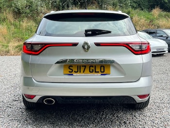 Used Renault Megane 2017 for sale - 75579346: Photo