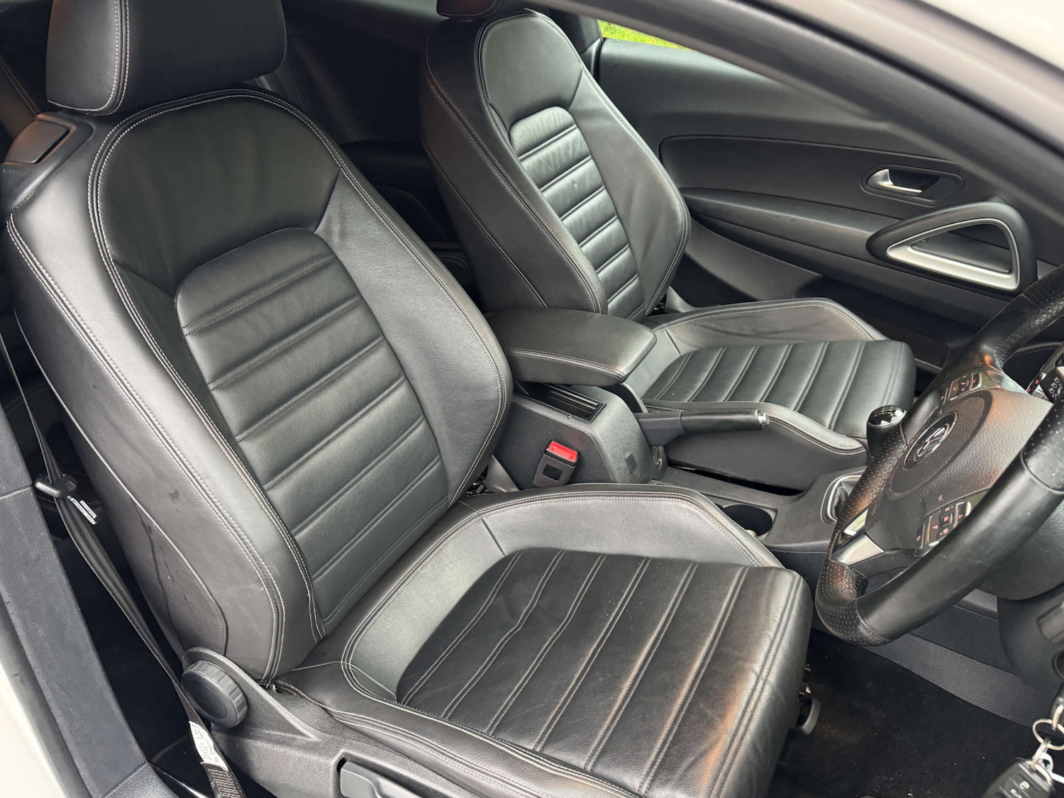 Used Volkswagen Scirocco 2013 for sale - 76144410: Photo 10