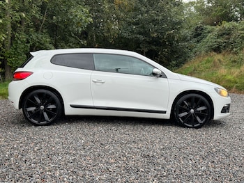 Used Volkswagen Scirocco 2013 for sale - 76144410: Photo 2