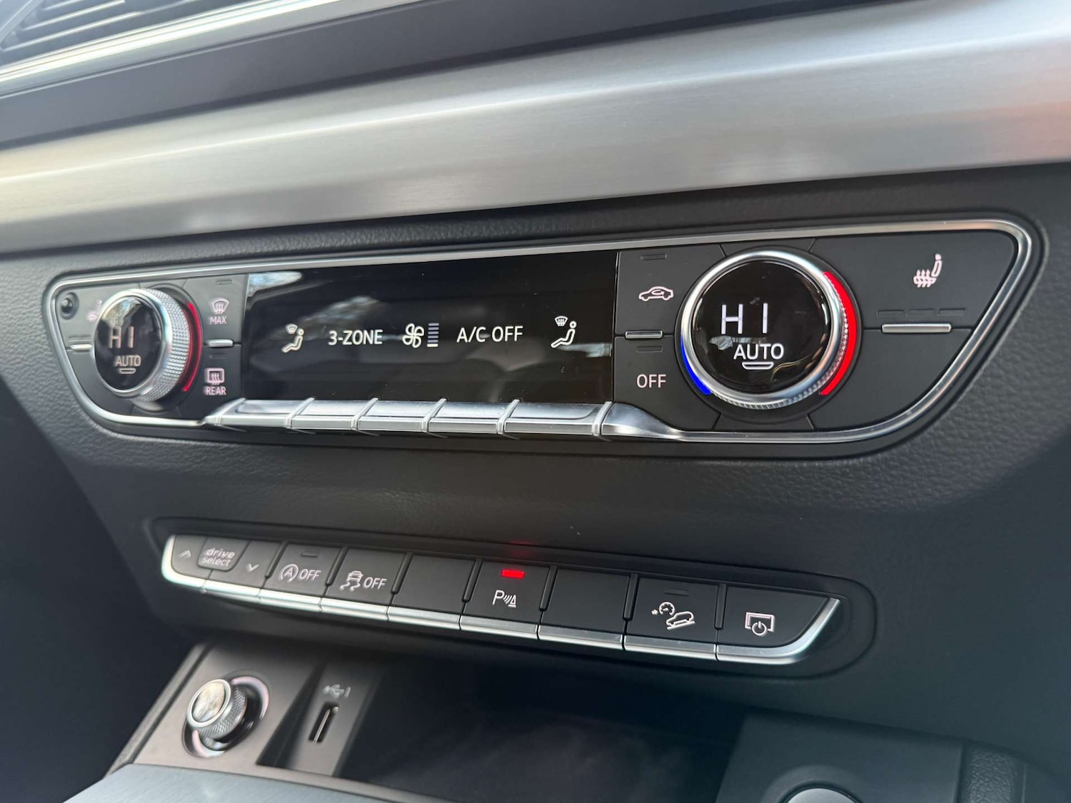 Used Audi Q5 2018 for sale - 76685307: Photo 36