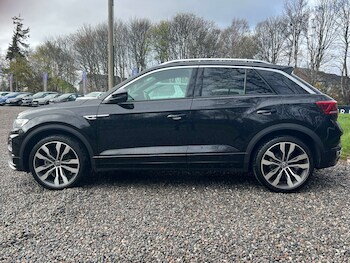 Used Volkswagen T-Roc 2021 for sale - 78179672: Photo