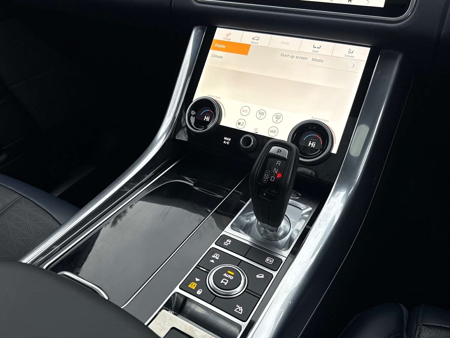 Used Land Rover Range Rover Sport 2019 for sale - 77394907: Photo 41