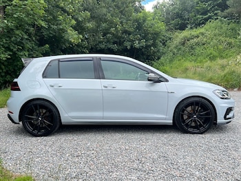 Used Volkswagen Golf 2017 for sale - 79041886: Photo