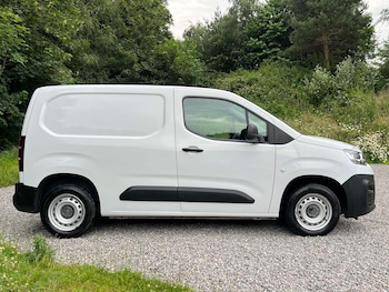 Used Citroen Berlingo 2024 for sale - 79129963: Photo