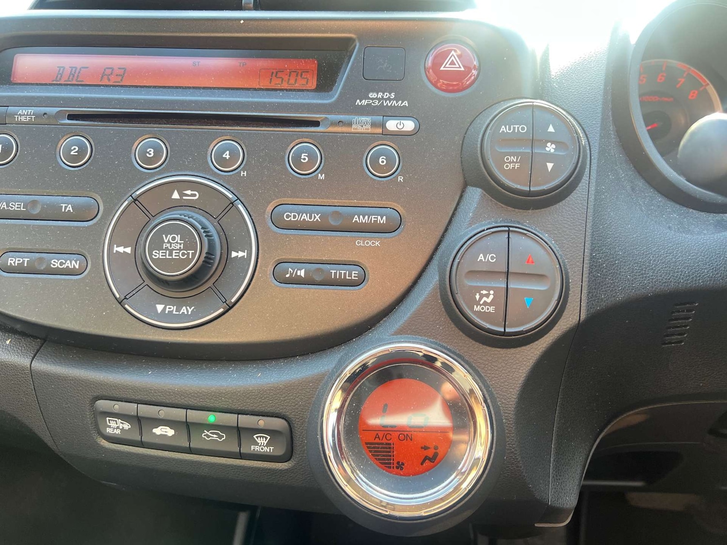 Used Honda Jazz 2014 for sale - 77950382: Photo 13