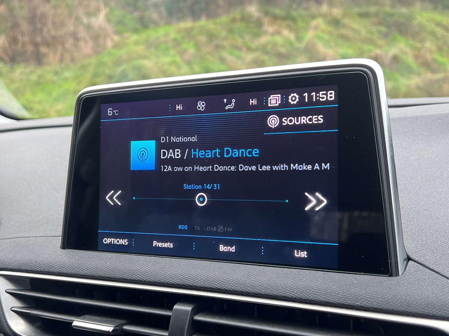 Used Peugeot 3008 2019 for sale - 76942846: Photo 15