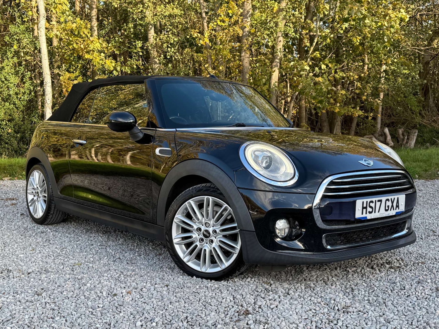 Used MINI Convertible 2017 for sale - 76685287: Photo 1