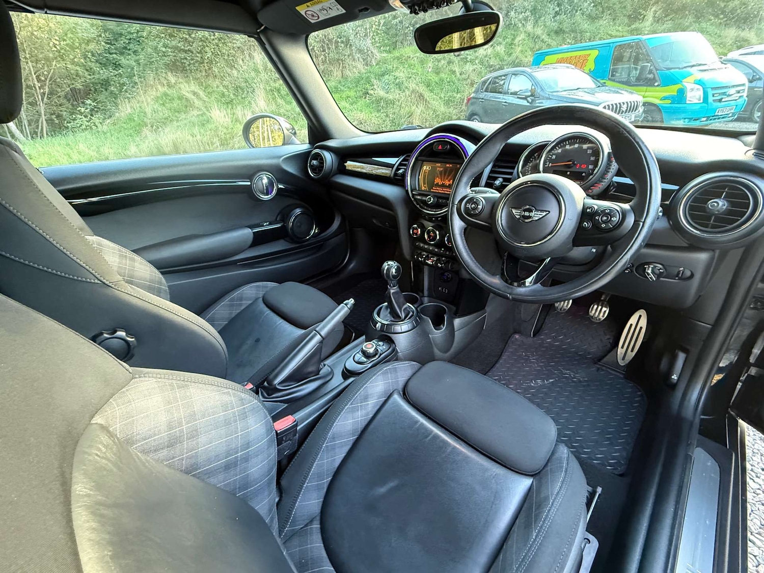 Used MINI Convertible 2017 for sale - 76685287: Photo 37