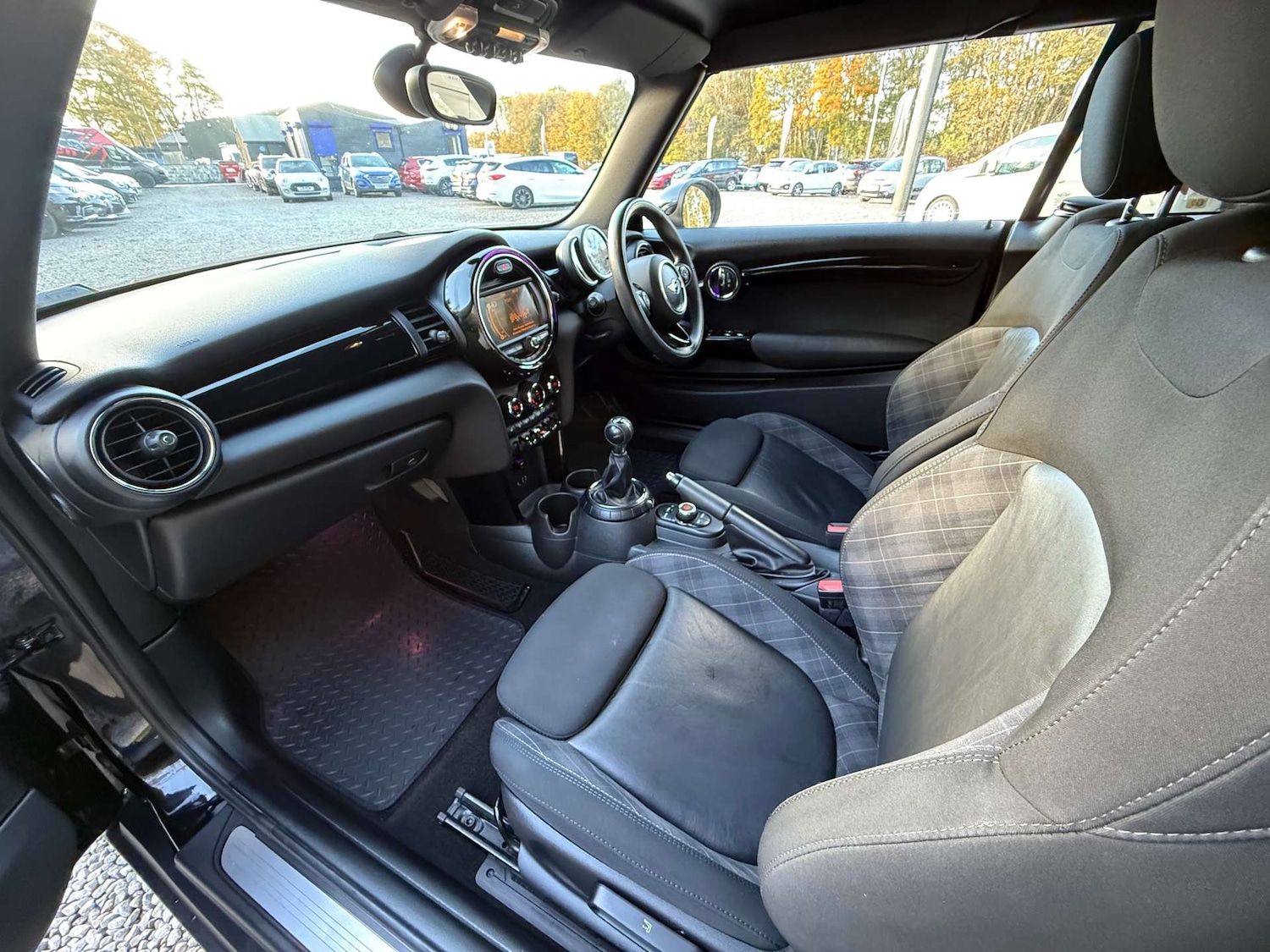 Used MINI Convertible 2017 for sale - 76685287: Photo 39