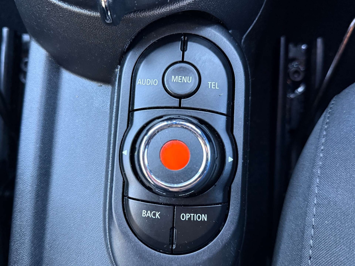 Used MINI Convertible 2017 for sale - 76685287: Photo 46