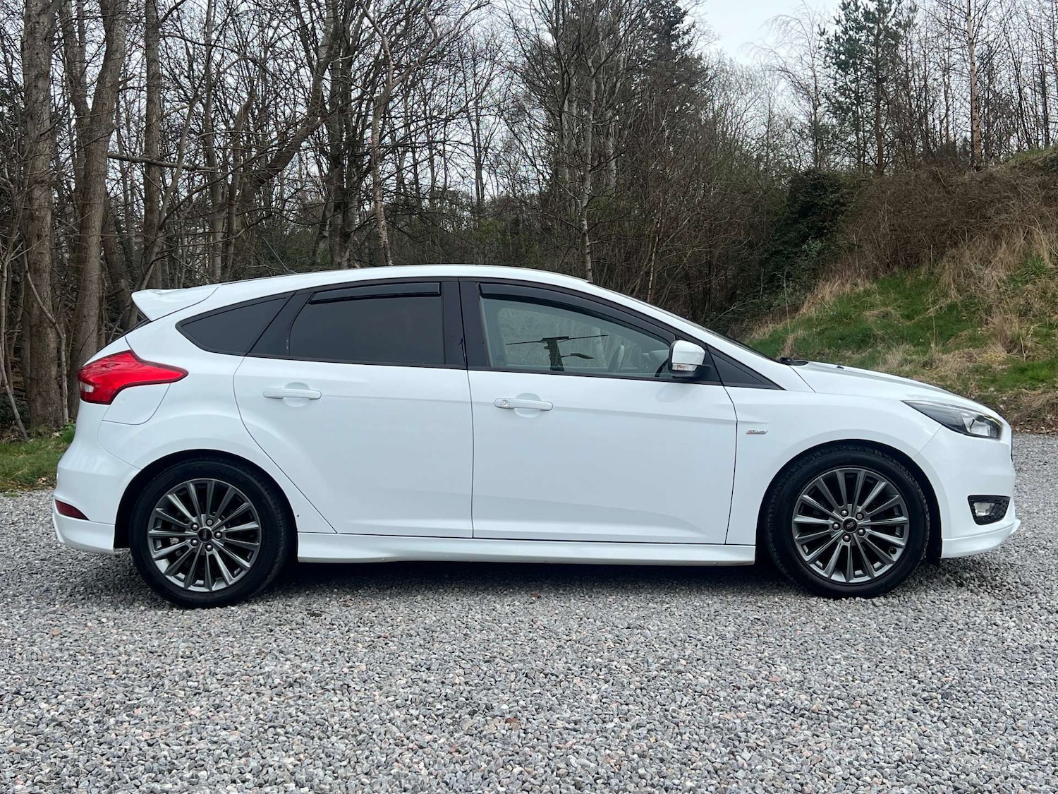 Used Ford Focus 2018 for sale - 78122077: Photo 2