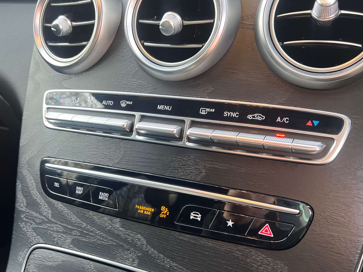 Used Mercedes-Benz GLC 2019 for sale - 77600086: Photo 29