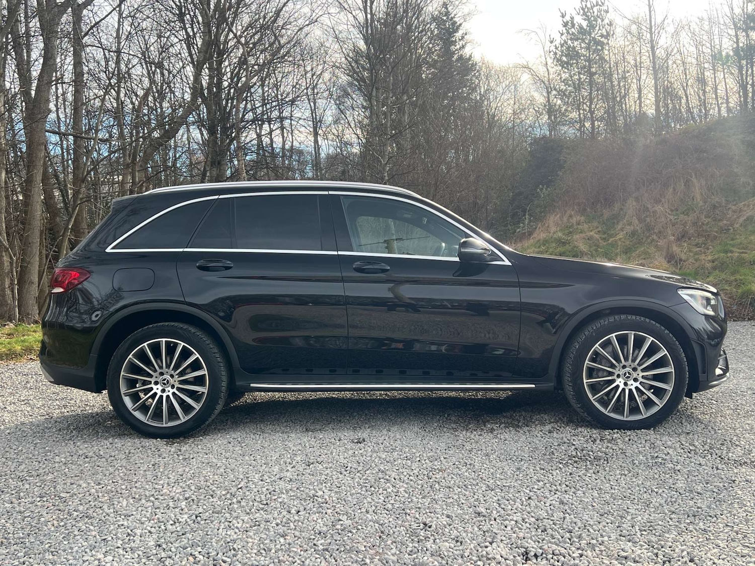 Used Mercedes-Benz GLC 2019 for sale - 77600086: Photo 3