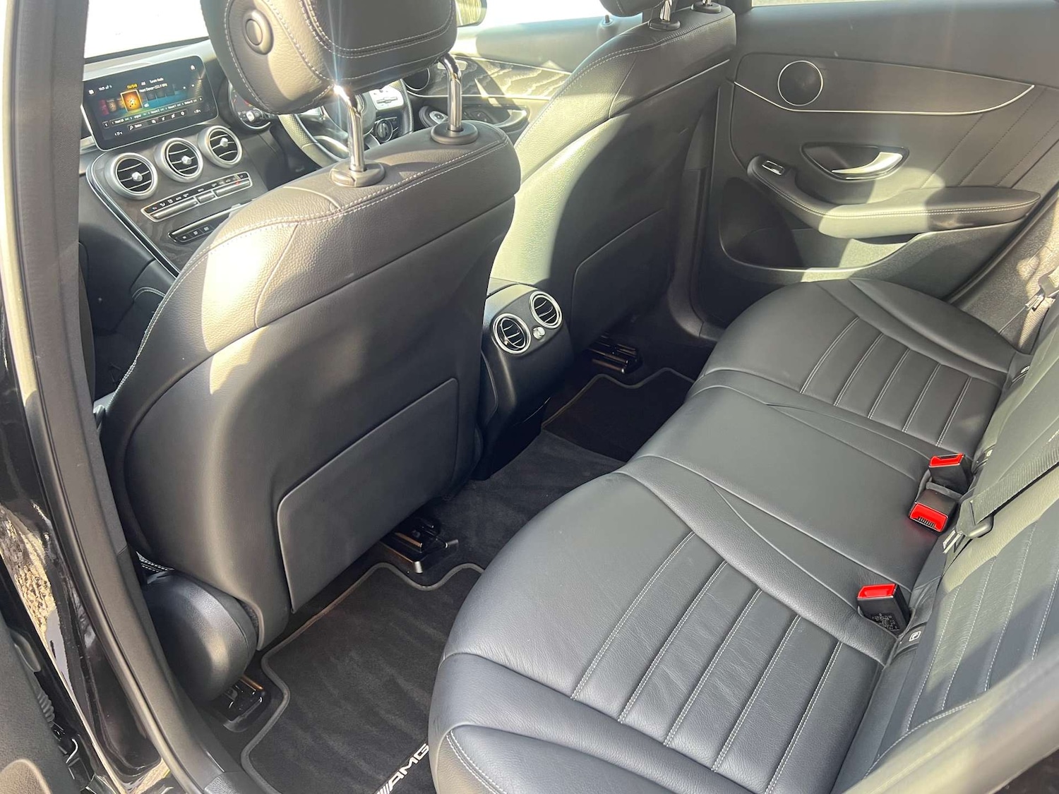 Used Mercedes-Benz GLC 2019 for sale - 77600086: Photo 38