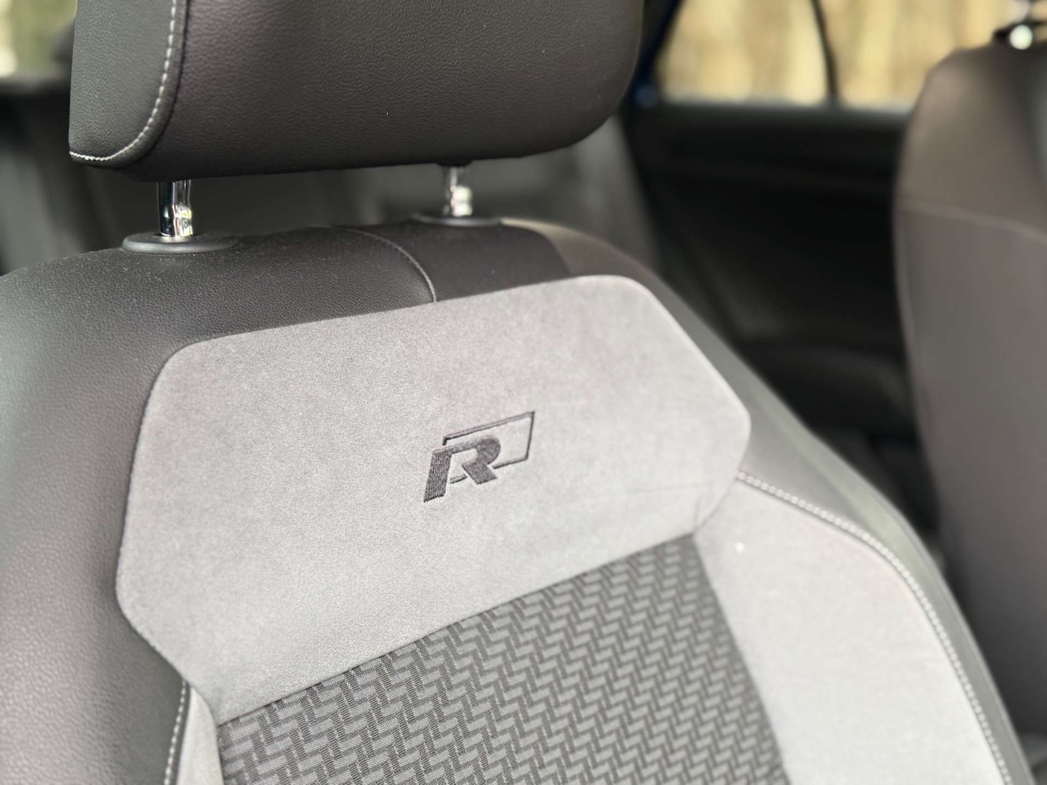 Used Volkswagen T-Roc 2019 for sale - 76896318: Photo 16