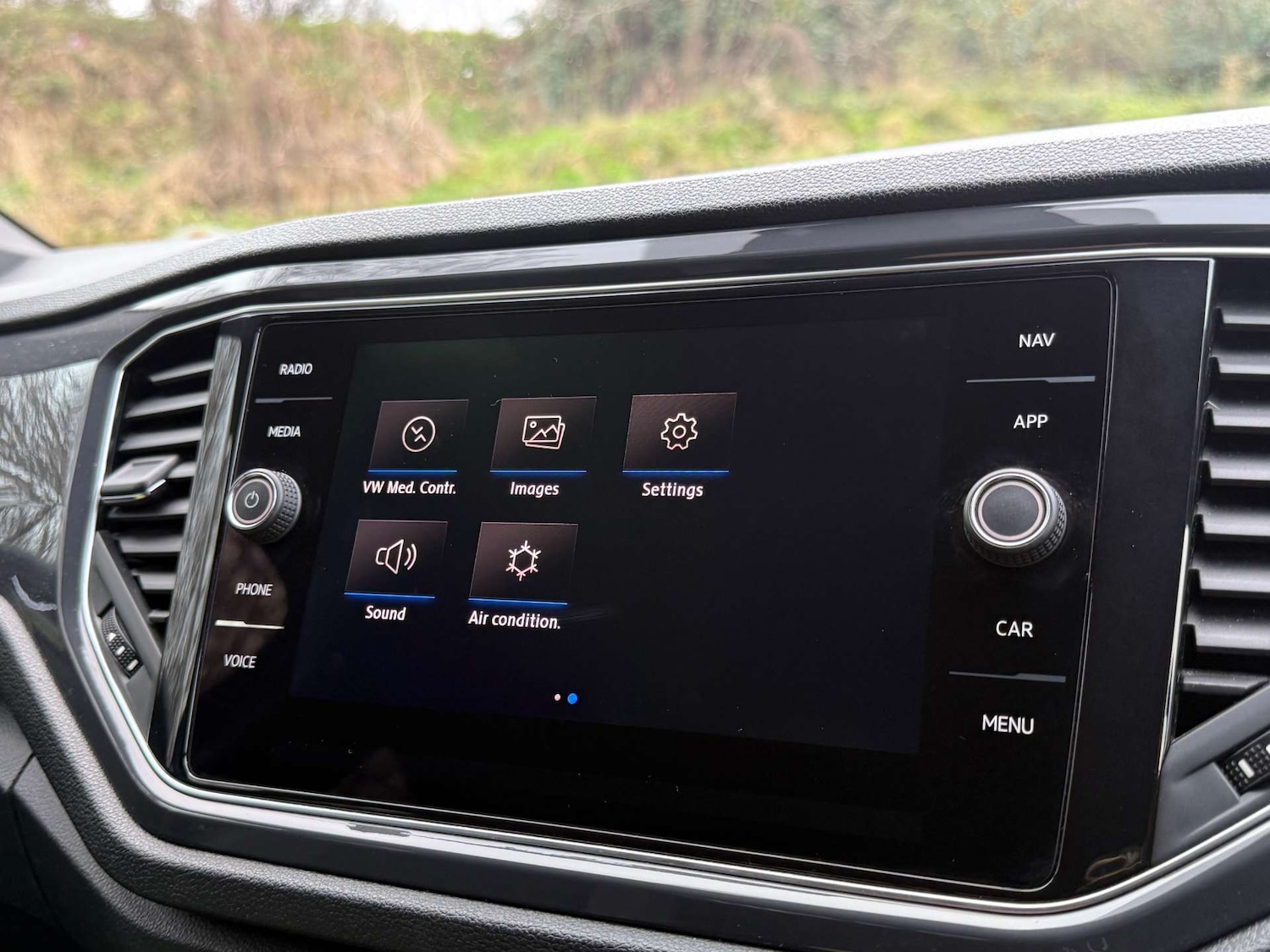 Used Volkswagen T-Roc 2019 for sale - 76896318: Photo 25