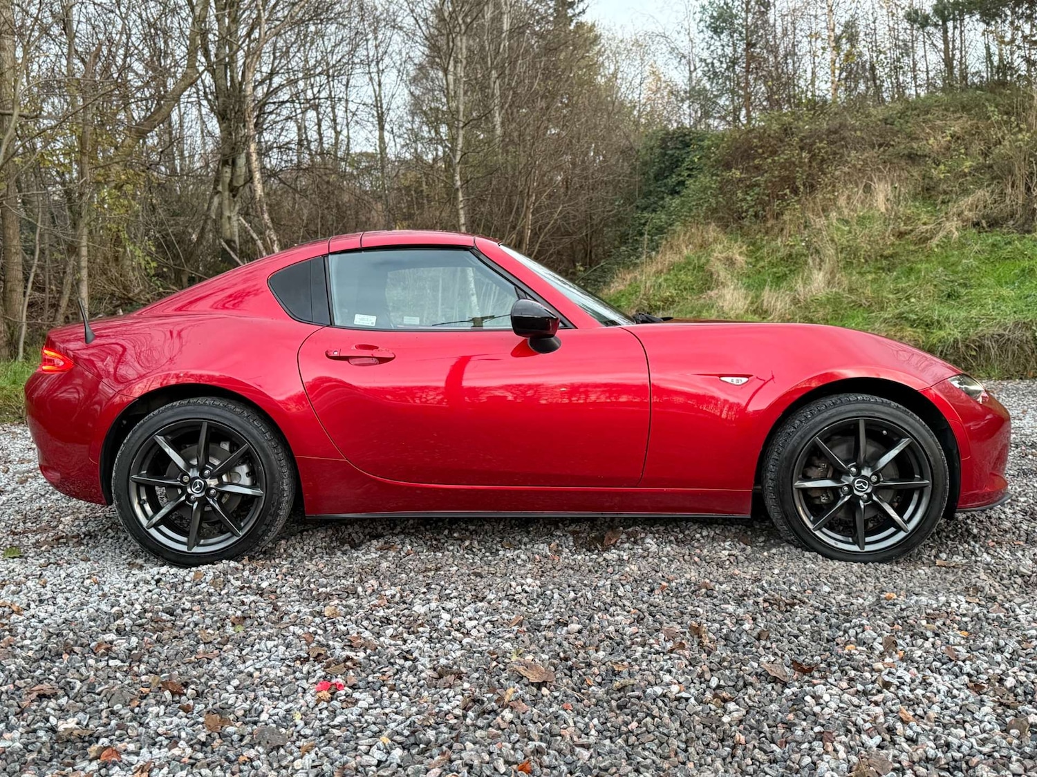 Used Mazda MX-5 RF 2017 for sale - 76685306: Photo 2