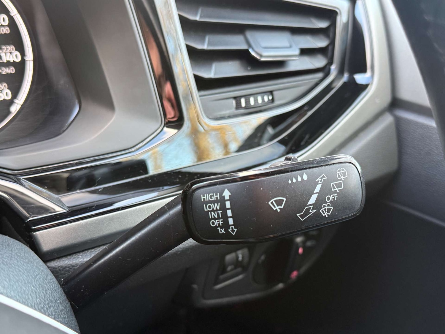 Used Volkswagen Polo 2019 for sale - 77249260: Photo 15