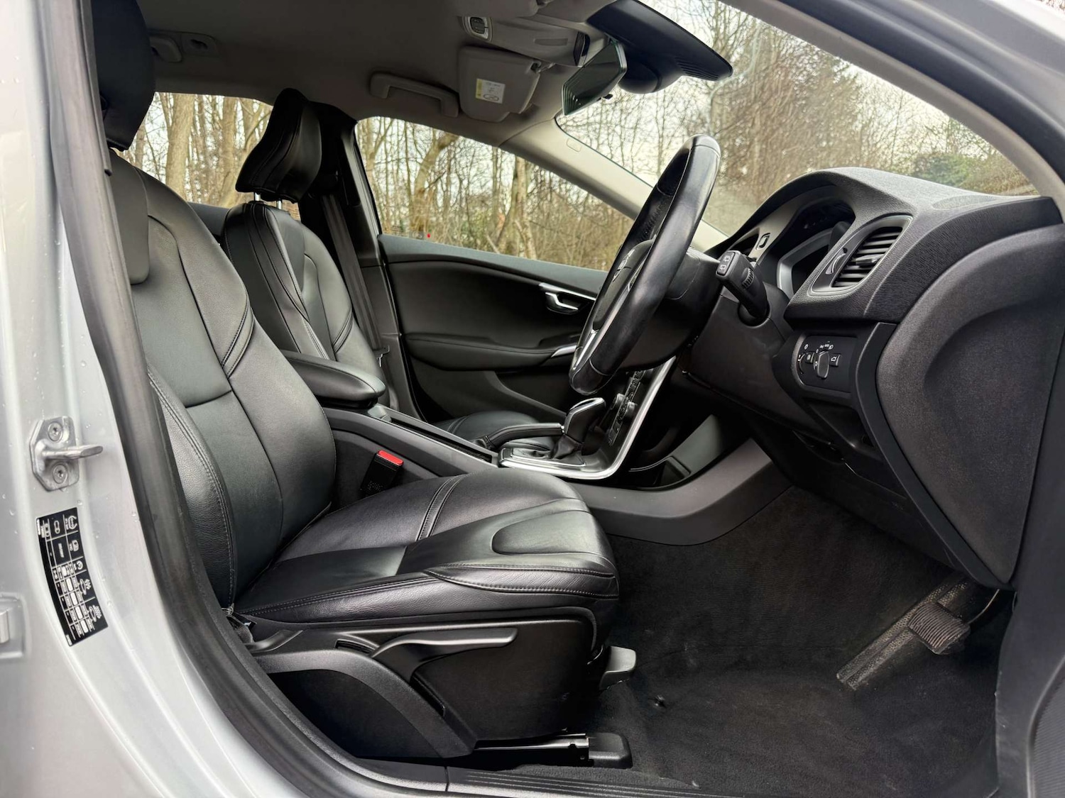 Used Volvo V40 2014 for sale - 77157191: Photo 13