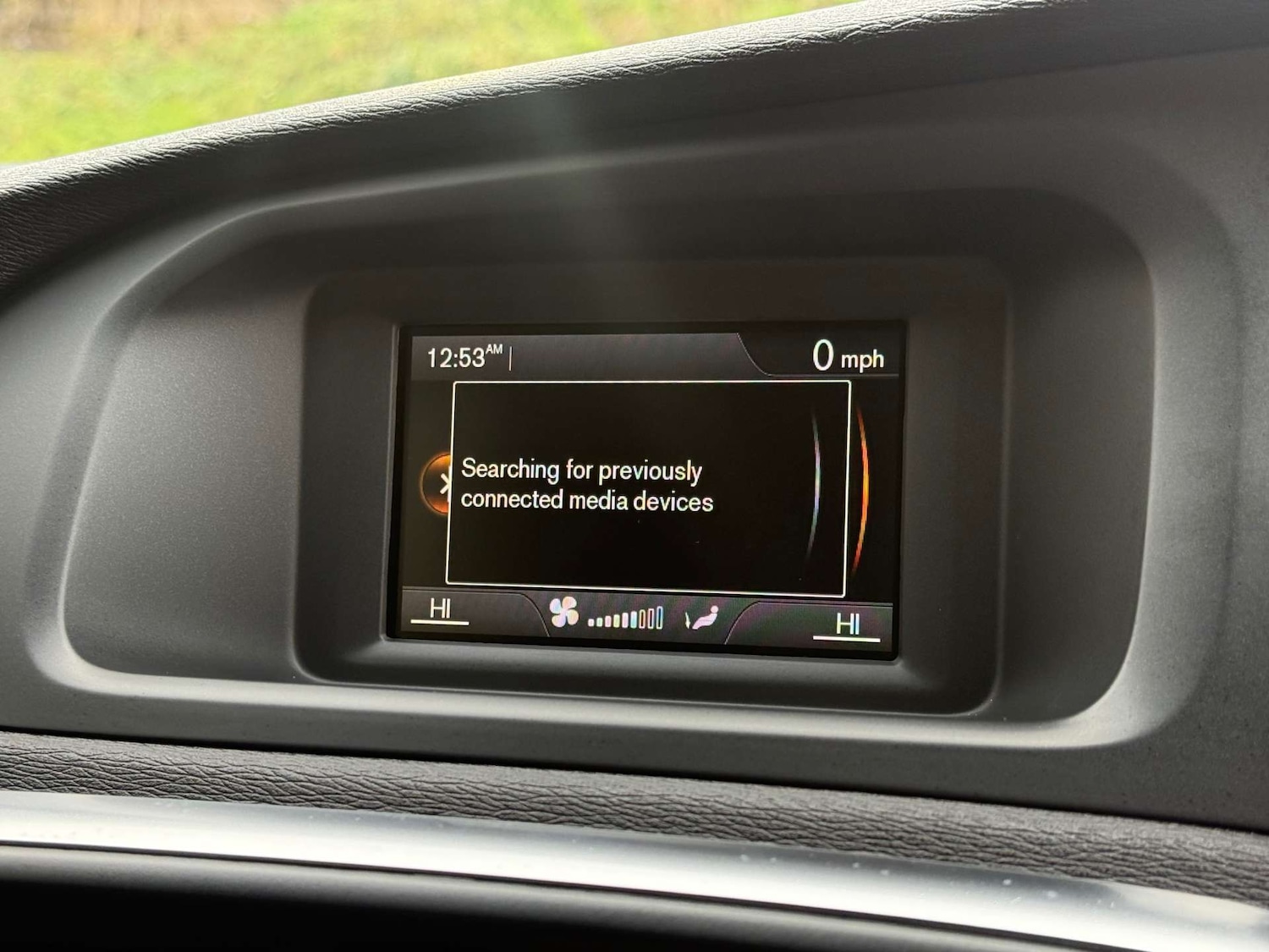 Used Volvo V40 2014 for sale - 77157191: Photo 28