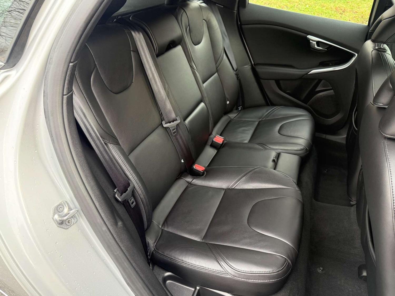 Used Volvo V40 2014 for sale - 77157191: Photo 36