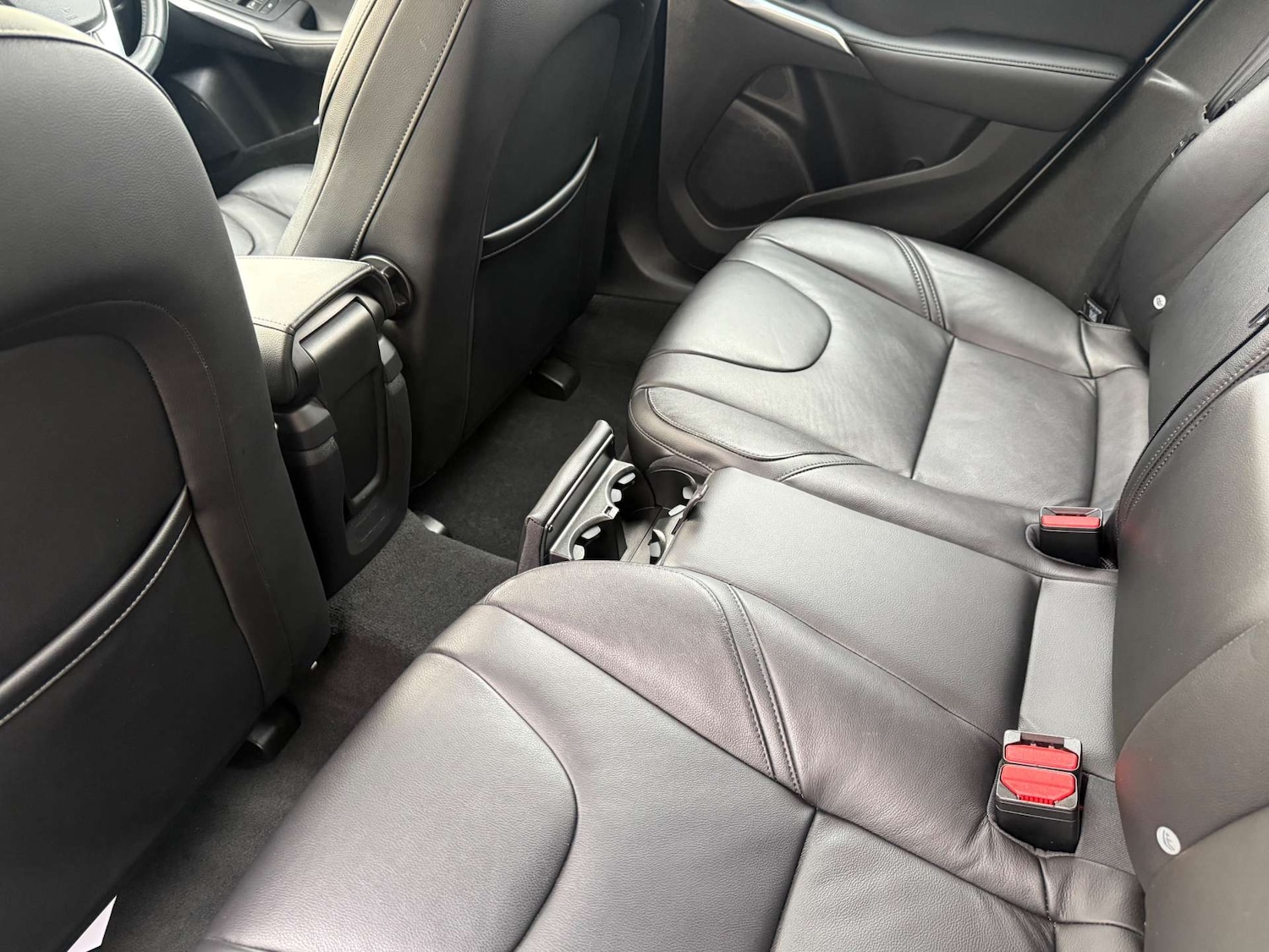 Used Volvo V40 2014 for sale - 77157191: Photo 41