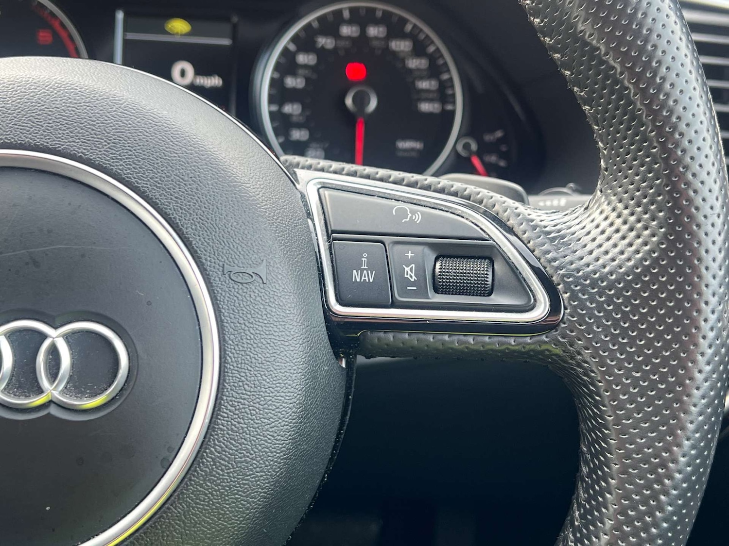 Used Audi Q5 2014 for sale - 77888844: Photo 25