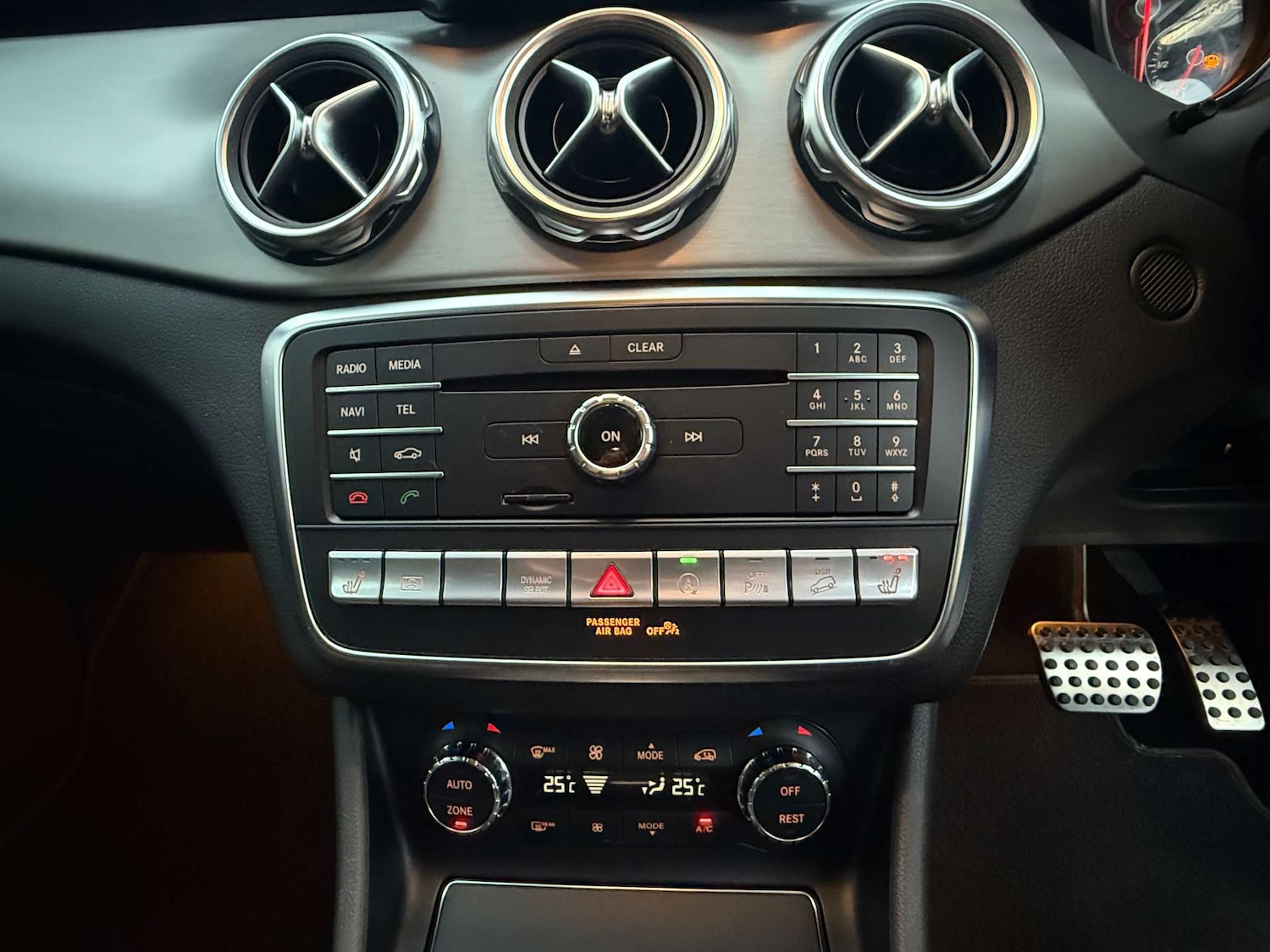 Used Mercedes-Benz GLA 2018 for sale - 76681899: Photo 34