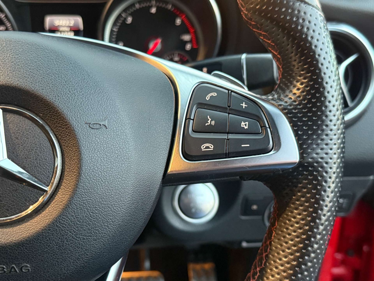 Used Mercedes-Benz GLA 2018 for sale - 76681899: Photo 42