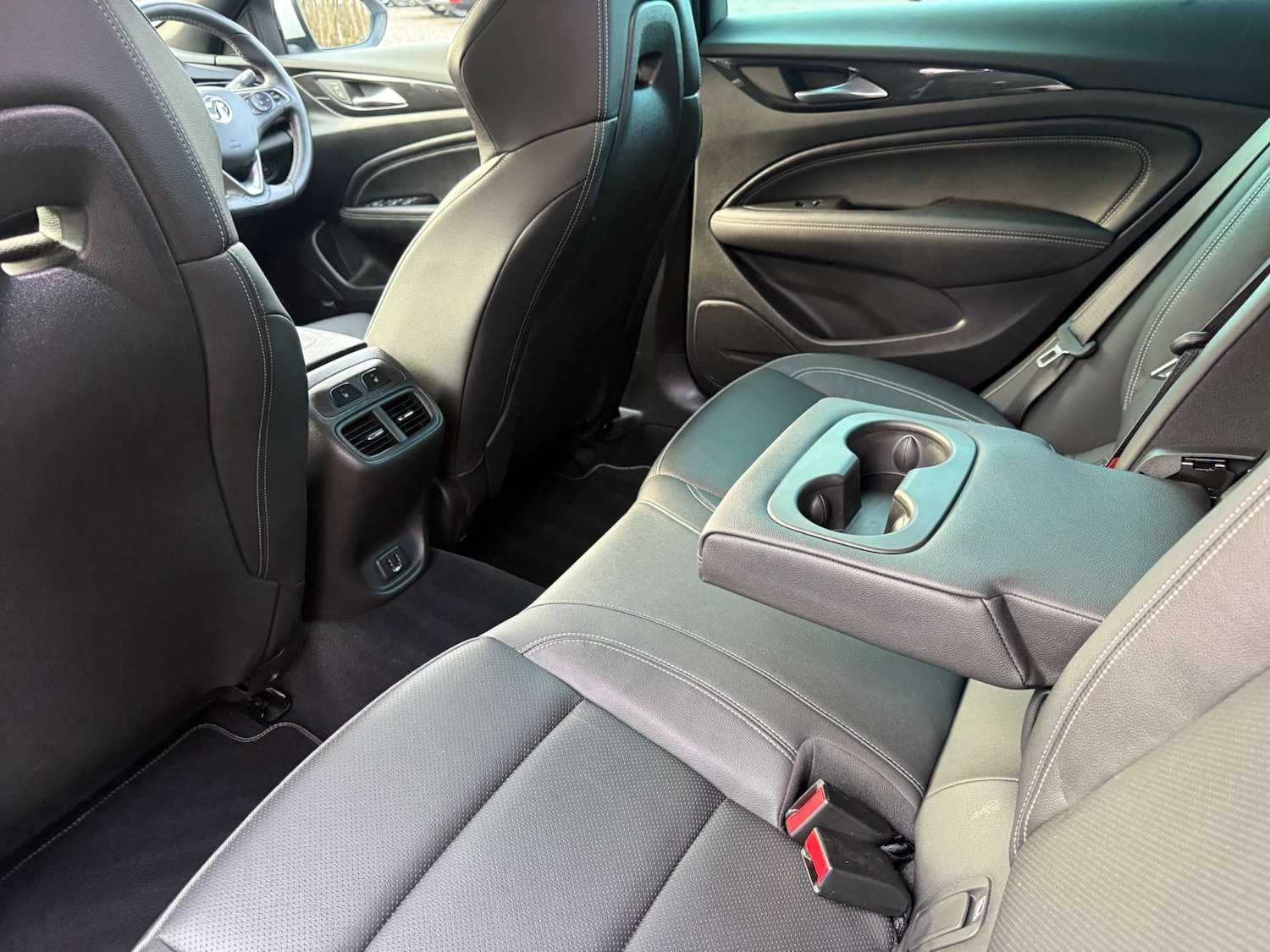 Used Vauxhall Insignia 2018 for sale - 77035656: Photo 22