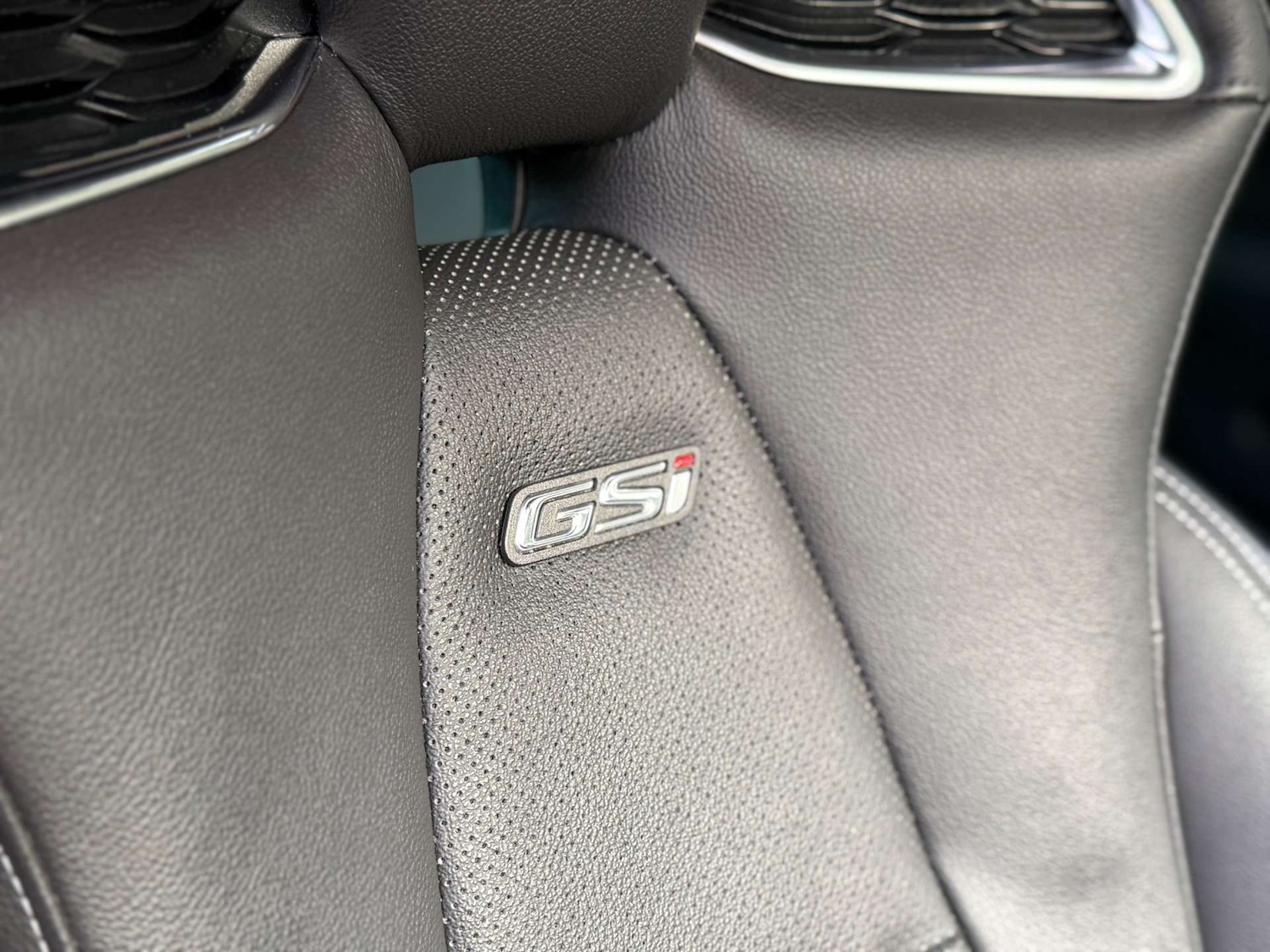 Used Vauxhall Insignia 2018 for sale - 77035656: Photo 32