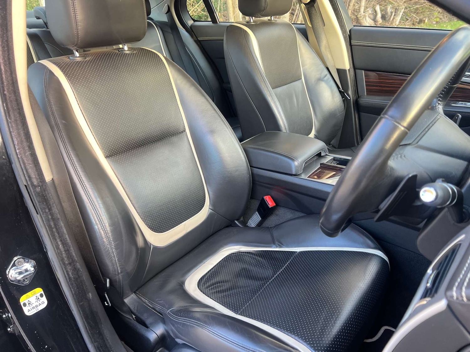 Used Jaguar XF 2015 for sale - 77541317: Photo 12