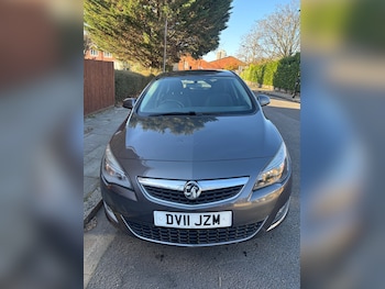 Vauxhall Astra feature image
