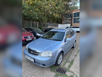 Used Chevrolet Lacetti 2010 for sale - 76526107: Photo