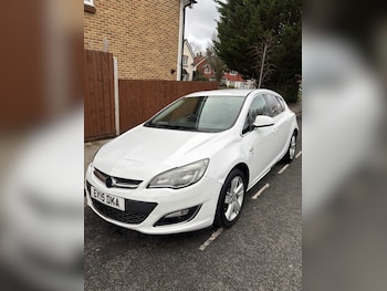Used Vauxhall Astra 2015 for sale - 77639030: Photo
