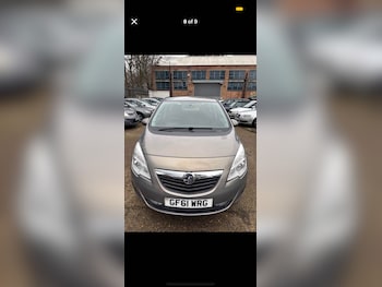 2011 (61) - 1.4i 16V Exclusiv 5dr