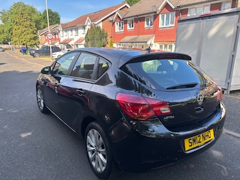 Used Vauxhall Astra 2012 for sale - 78552273: Photo