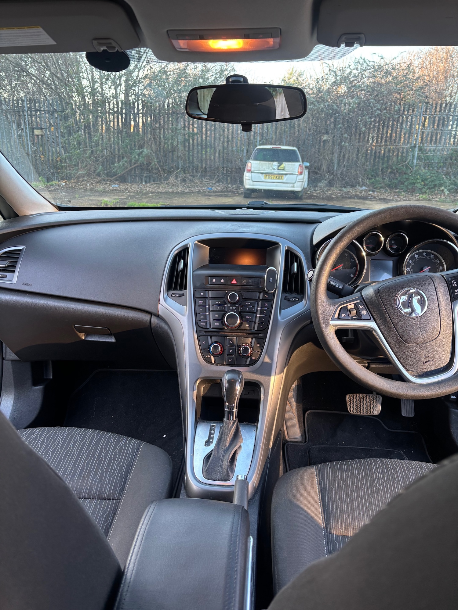 Used Vauxhall Astra 2013 for sale - 77248342: Photo 4