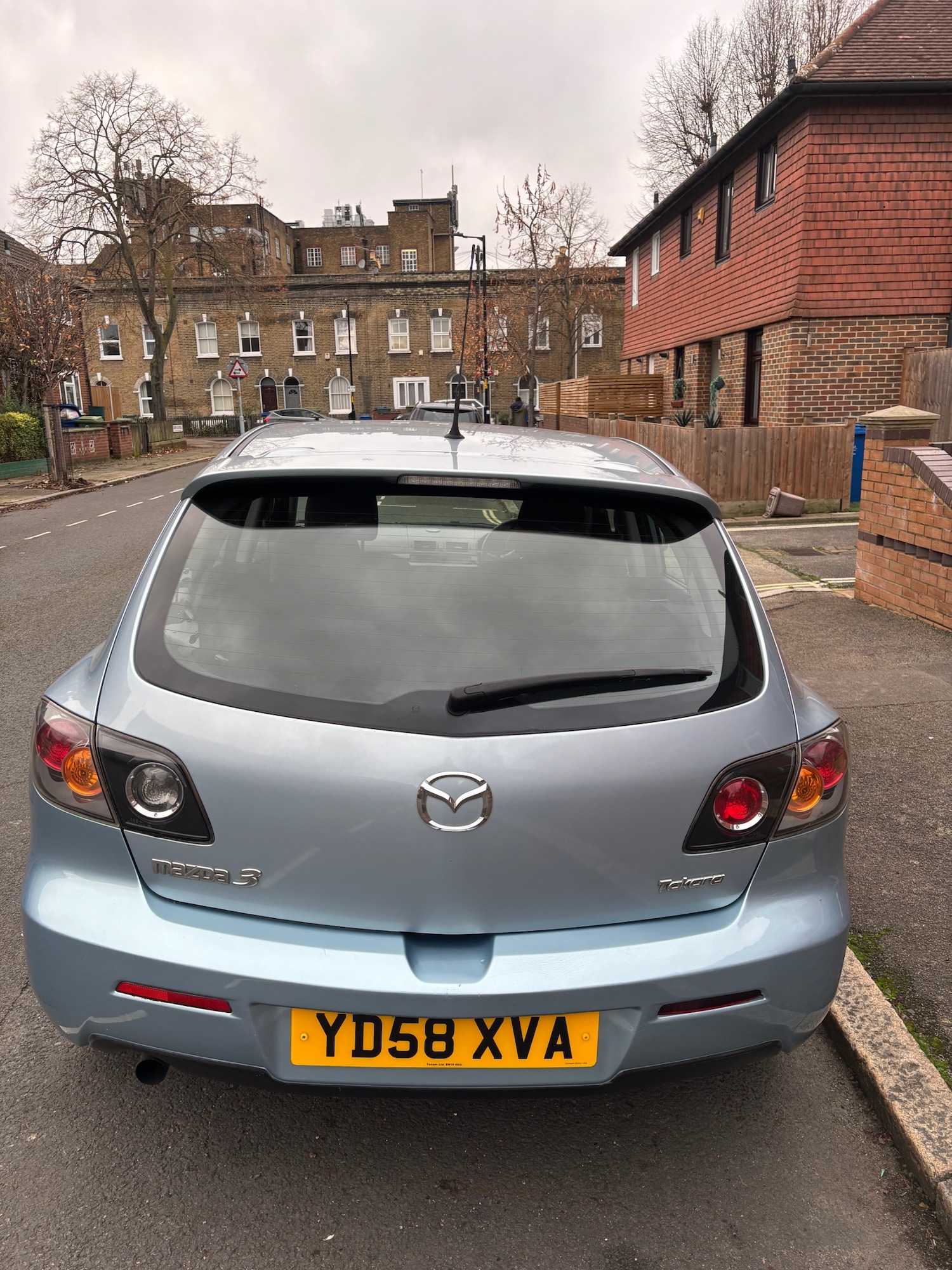 Used Mazda Mazda3 2008 for sale - 76918219: Photo 2