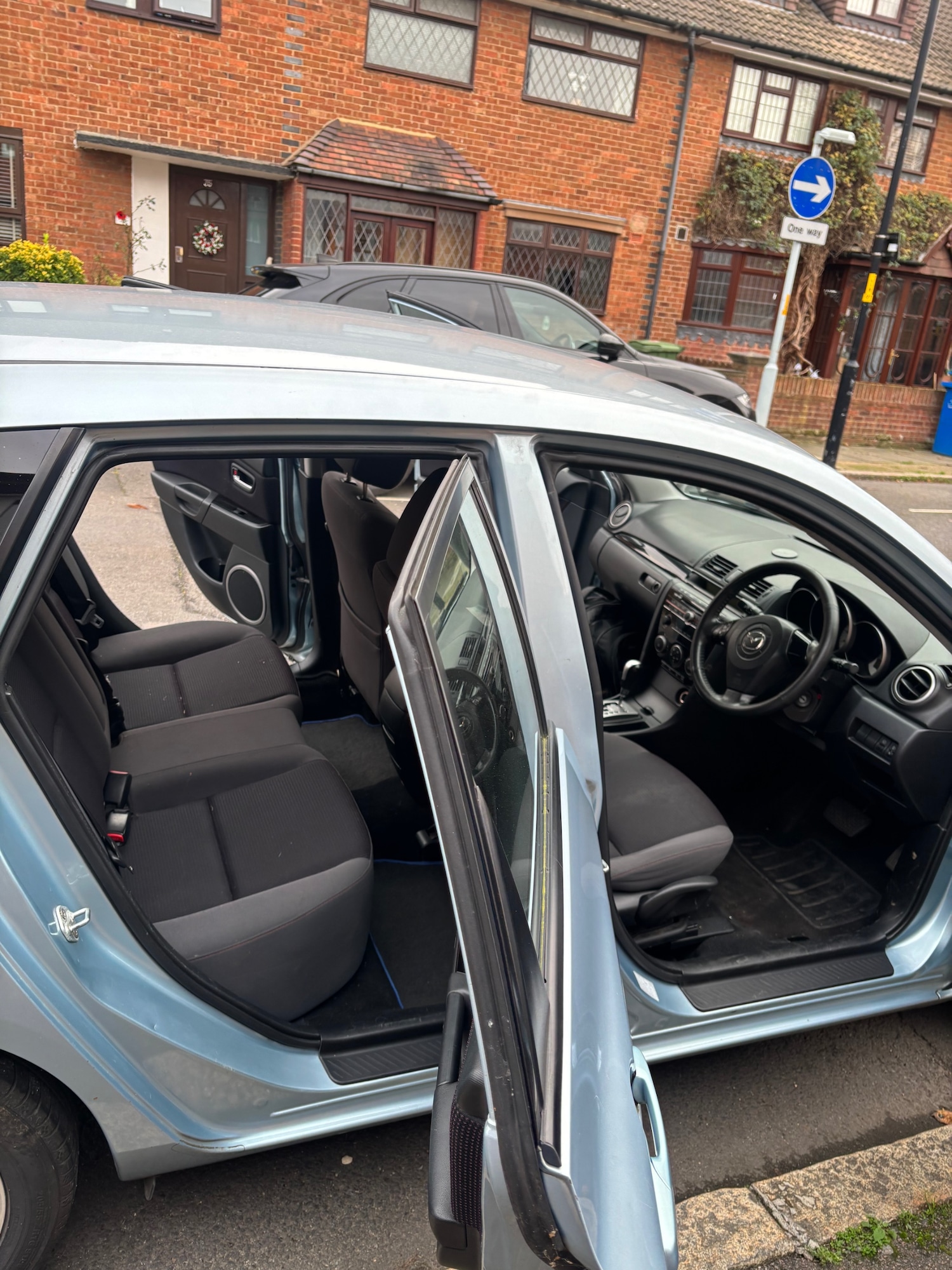 Used Mazda Mazda3 2008 for sale - 76918219: Photo 9