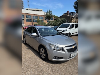 Used Chevrolet Cruze 2010 for sale - 76107573: Photo 3