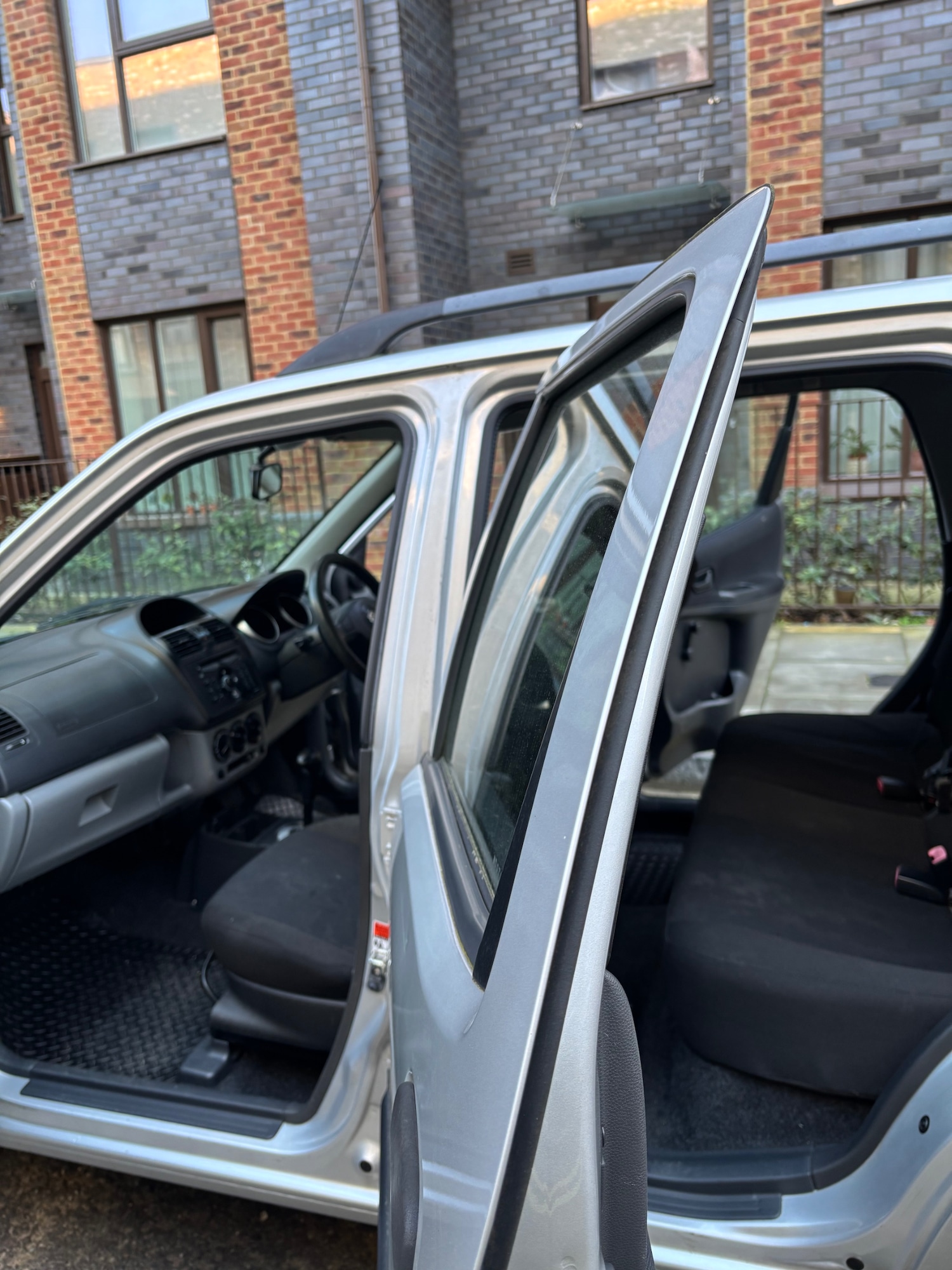 Used Suzuki Ignis 2007 for sale - 77667951: Photo 8