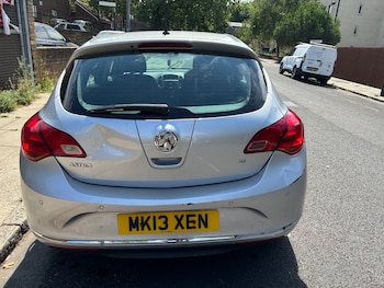 Used Vauxhall Astra 2013 for sale - 79418223: Photo