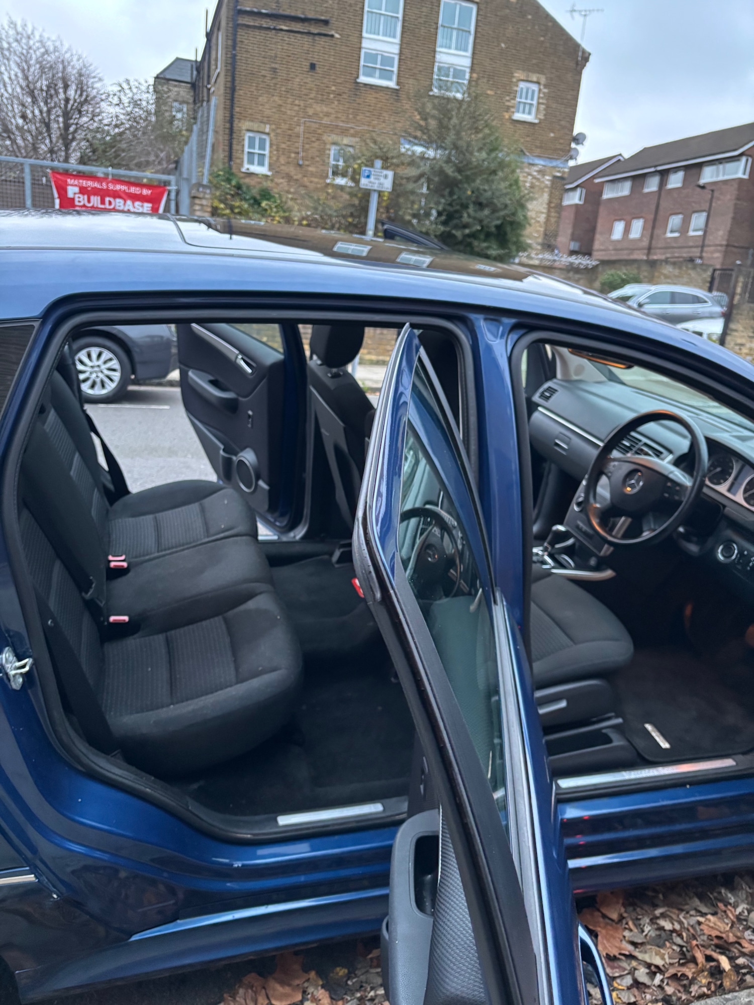 Used Mercedes-Benz B Class 2010 for sale - 76948564: Photo 9