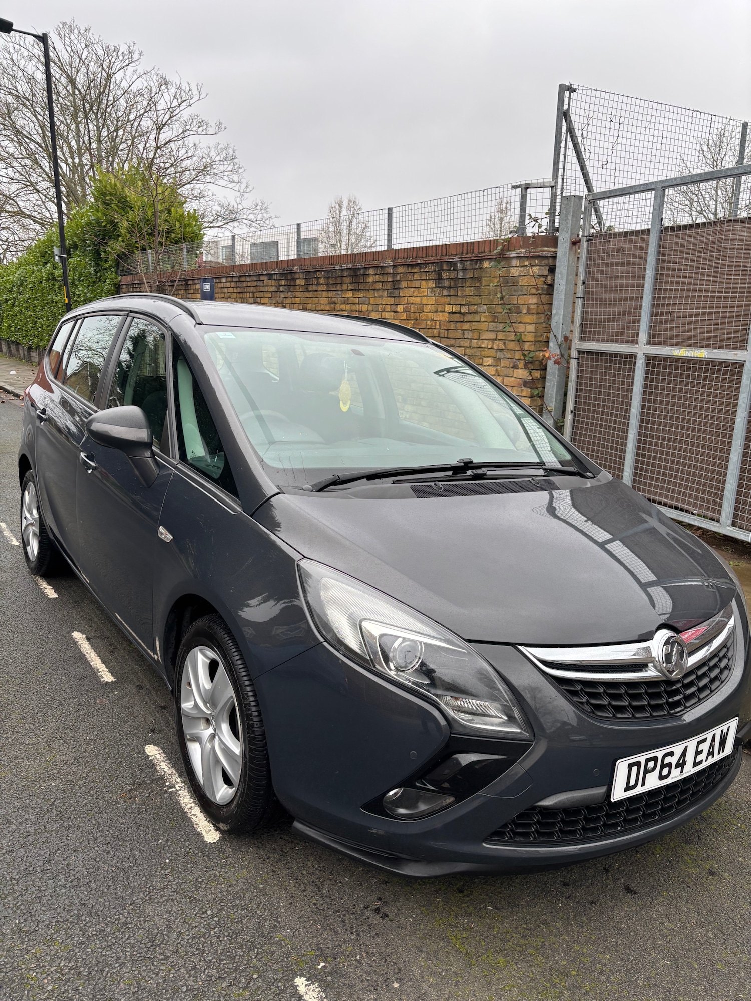 Used Vauxhall Zafira 2015 for sale - 77621285: Photo 2