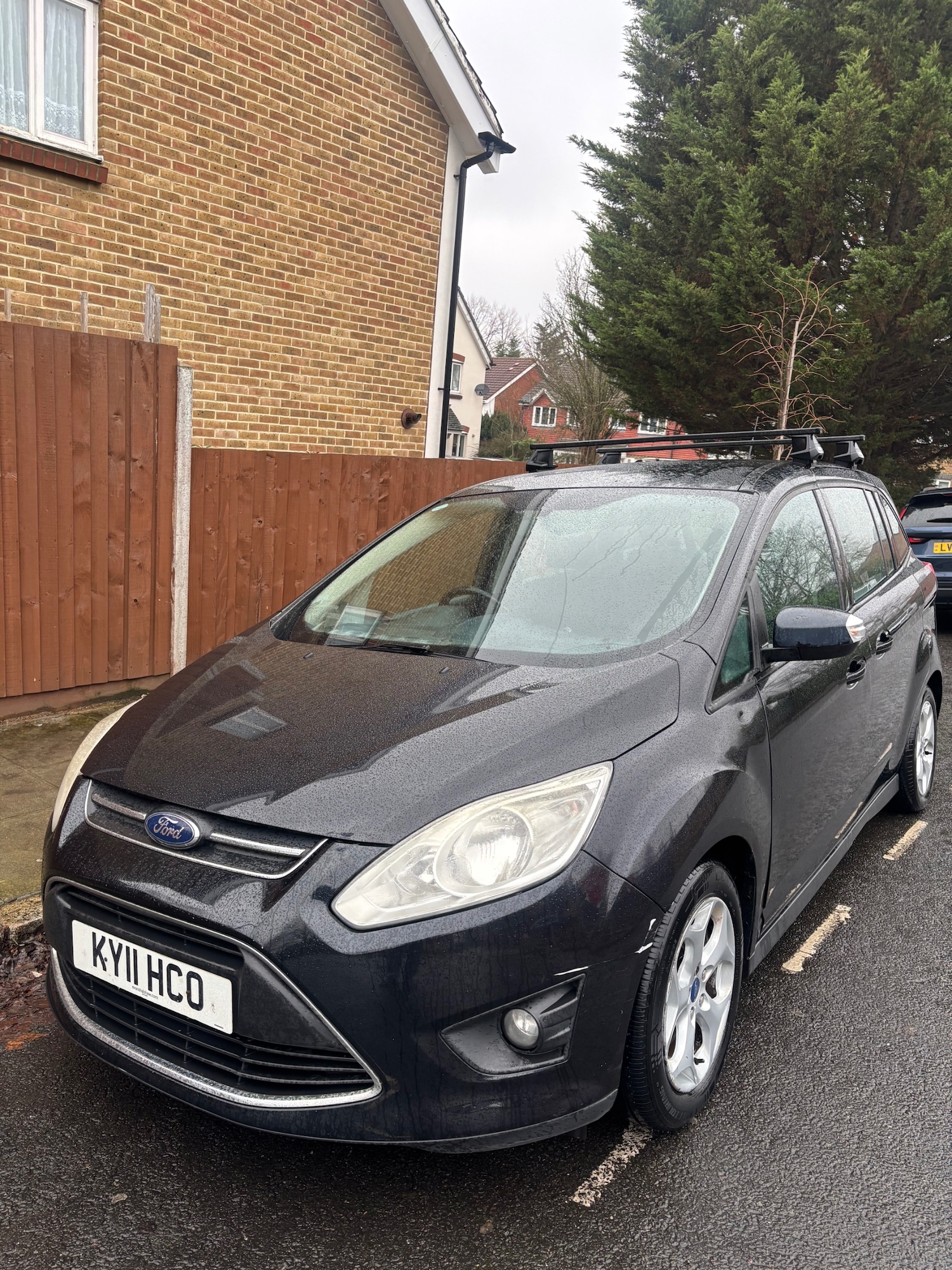 Used Ford Grand C-Max 2011 for sale - 77621959: Photo 2