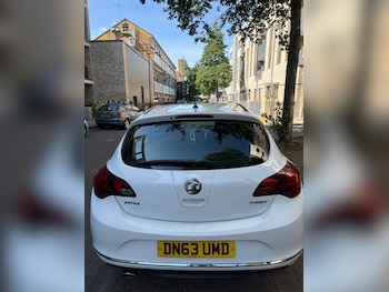 Used Vauxhall Astra 2014 for sale - 76185744: Photo 2