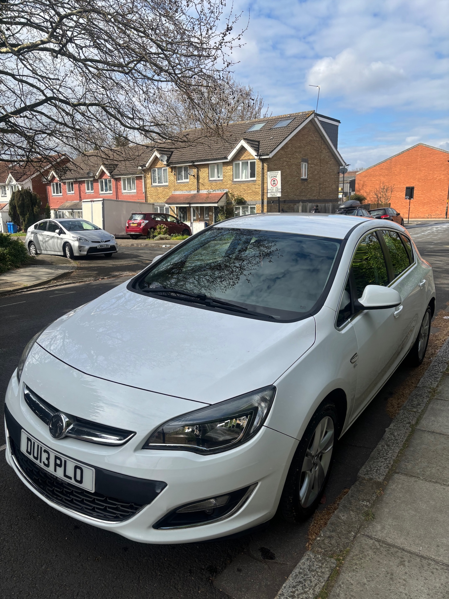 Used Vauxhall Astra 2013 for sale - 78079434: Photo 2