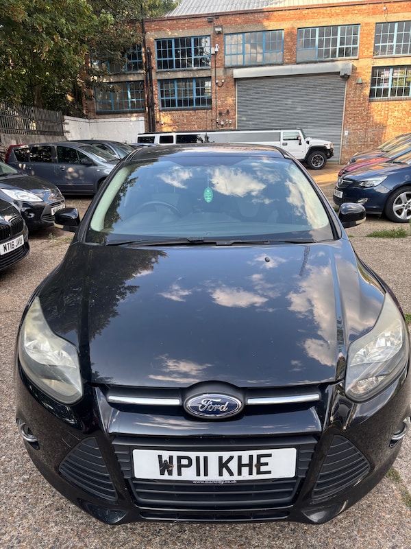 Cheap Ford Focus 2011 (11) - 1.6 125 Zetec 5dr for sale in Camberwell, Greater London